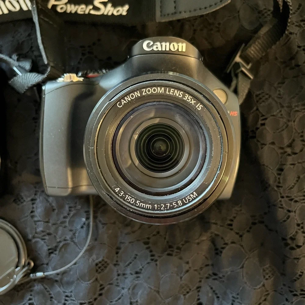 CANON POWER-SHOT SX40 HS digital camera
